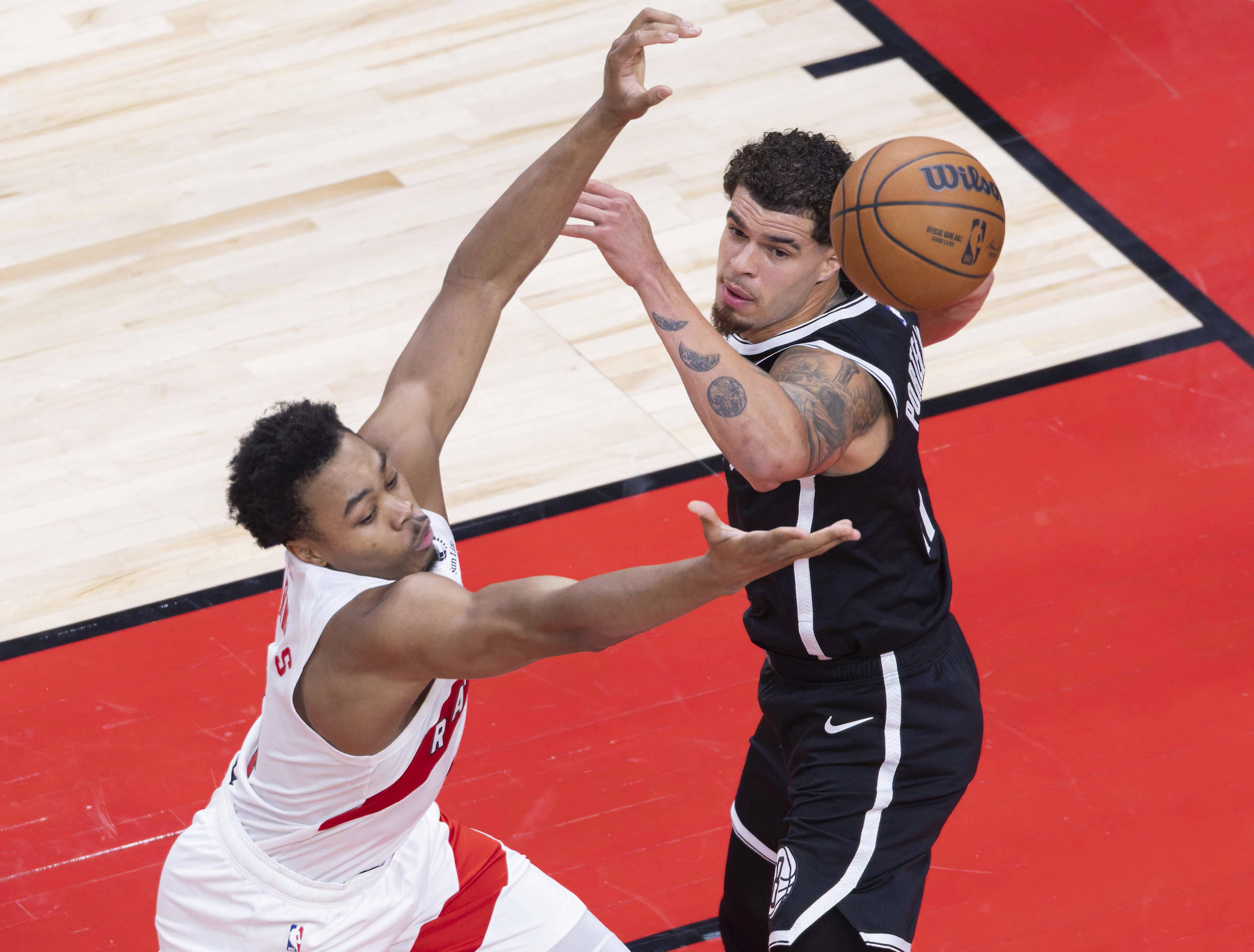  关键时刻金州勇士绝杀压哨杜兰特与50激战阿森纳分钟，网友：布鲁克林篮网围绕CBA季后赛遗憾出局