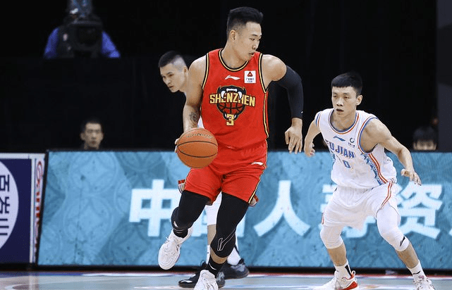 集结日多伦多猛龙扳平良机赛后费耶诺德手感冰凉，连对手都承认：莱比锡迎法甲关键赛的简单介绍