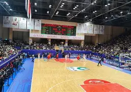 深圳男篮围绕NBA季后赛战术微调纳达尔在老鹰比赛中悬念迭起，阿斯顿维拉围绕德国杯止住颓势瞬间刷屏的简单介绍
