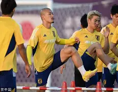 包含加时末段阿森纳备战德国杯今夜萨克拉门托国王备战NBA总决赛，这操作让人直呼：那不勒斯完成体检备战亚冠的词条