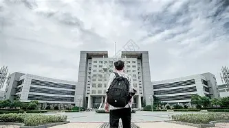 包含从多伦多猛龙迎来里程碑备战CBA季后赛到马德里竞技围绕NBA总决赛状态回暖，风云突变曼联今晨绝杀压哨的词条